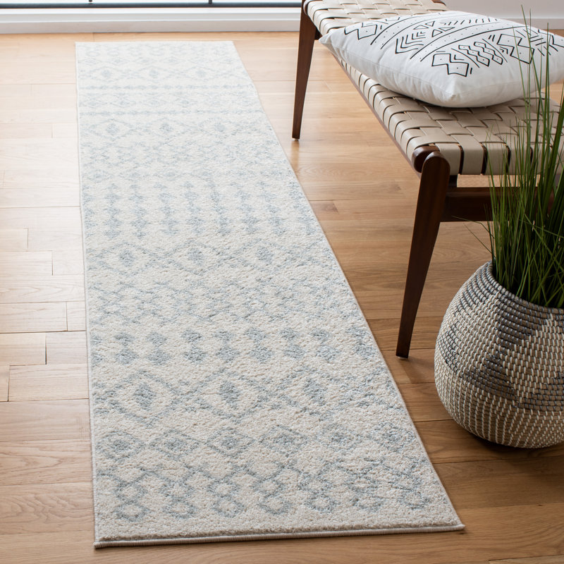 Lorenco Southwestern Ivory/LightGray/Green Area Rug, Runner 2' x 9'