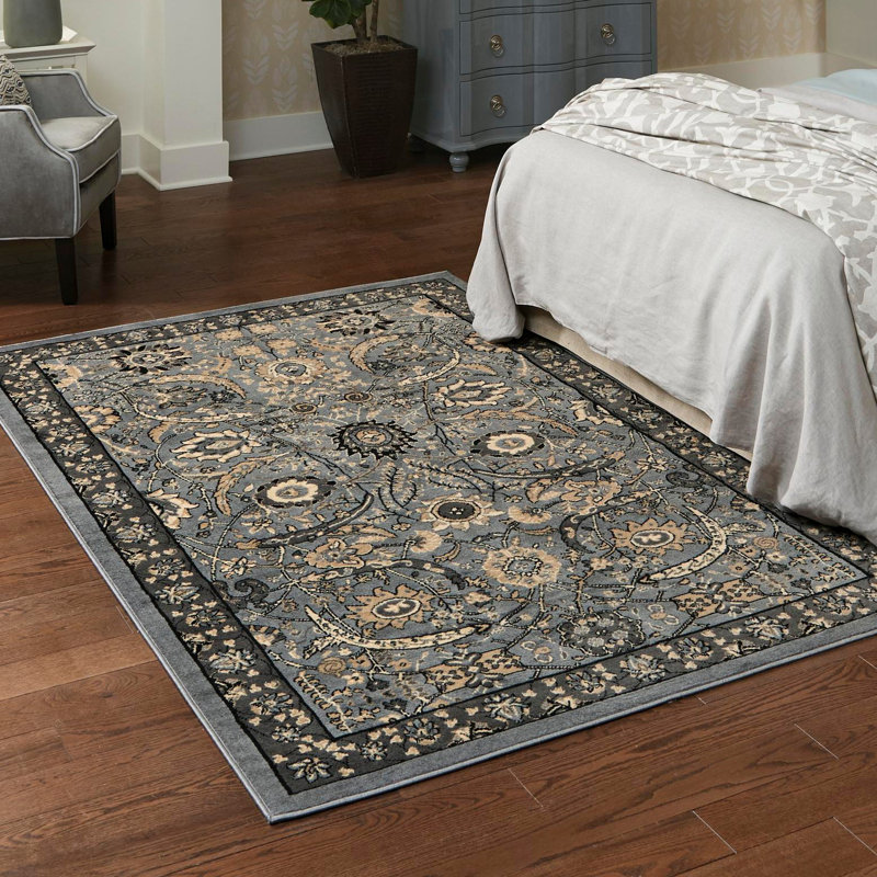 Tapis à motif floral sauge, jaune et gris Britannia, Rectangle 9 pi 10 po x 13 pi 1 po