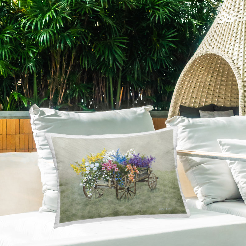 Coussin d'extérieur «Wagon with Spring Blooms» par Pam Britton