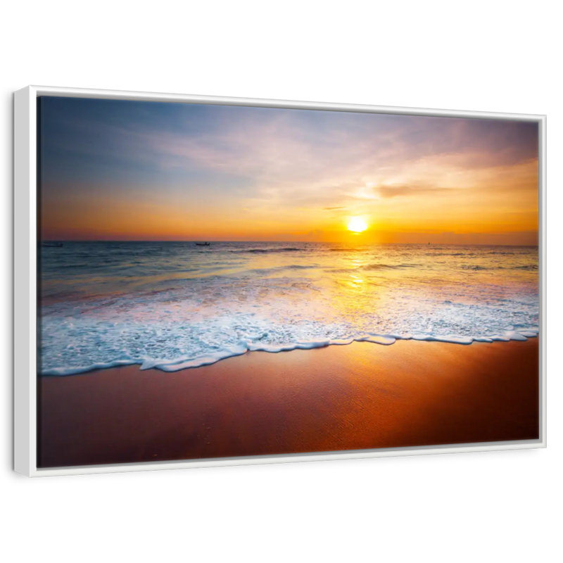Coucher de soleil sur les vagues mousseuses, Cadre flottant blanc, 37 po x 25 po