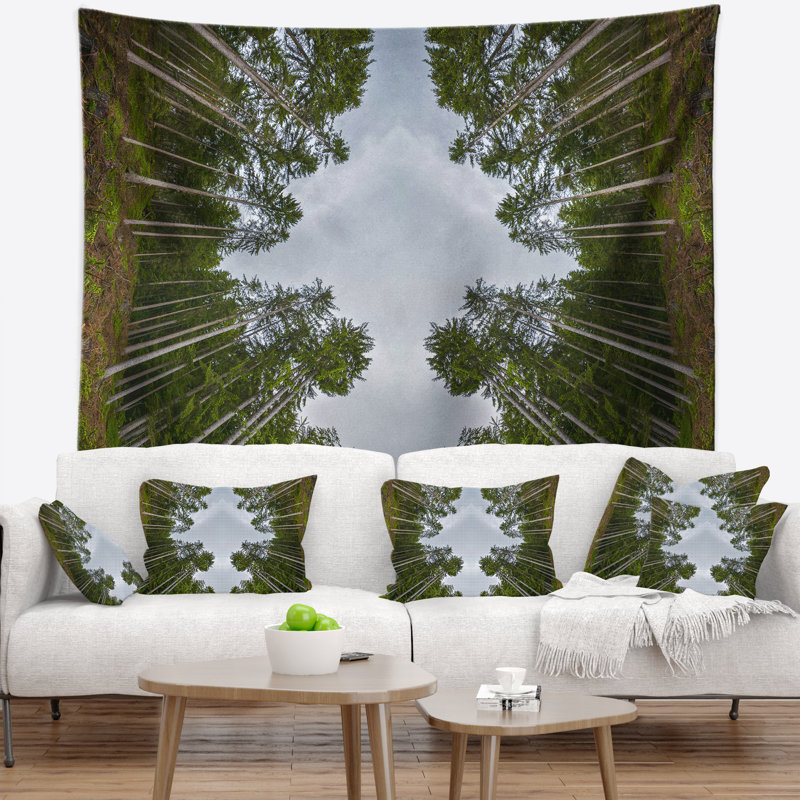 Tapisserie de paysage composé de conifères, H 32 po x l 39 po