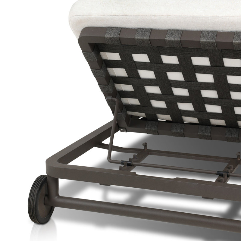 REINE Outdoor Chaise Lounge
