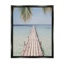 Quai tropical sur la plage-562672711-569623739