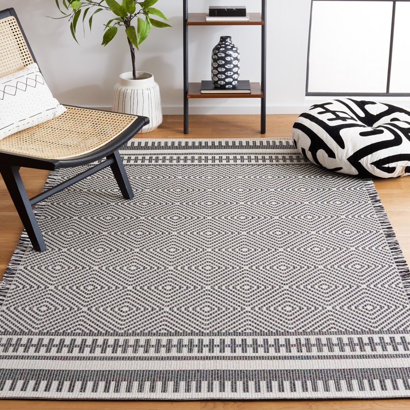 Tapis tissé à la machine Belniak, Rectangle 4 pi x 6 pi