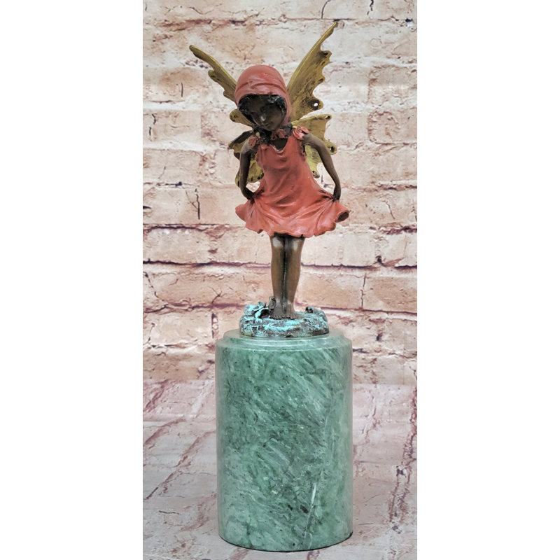 Kaitee Figurines & Sculptures