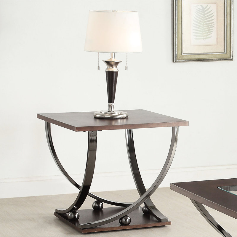 Table carrée en nickel noir avec tablette inférieure - Option et surface pratiques en bois
