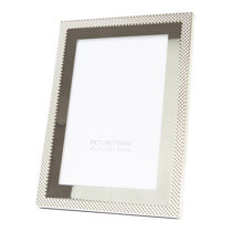 Happy Homewares Contemporary Black Aluminium 4x6 Picture Frame With Polished Silver Steel Trims