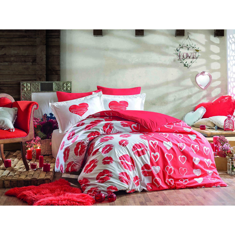 Hofstetter Graphic Print & Text Duvet Cover Set with Pillowcases Included