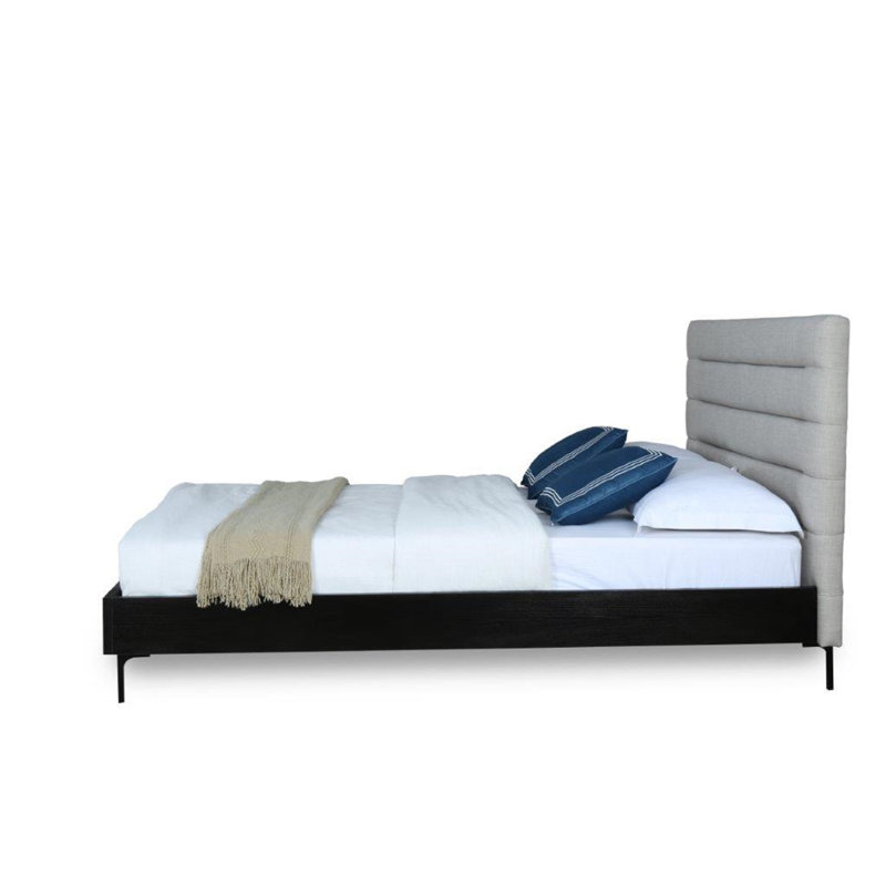 Schwamm Full / Double Woven Blend Upholstered Ash Wood Platform Bed in Light Gray, Light Gray
