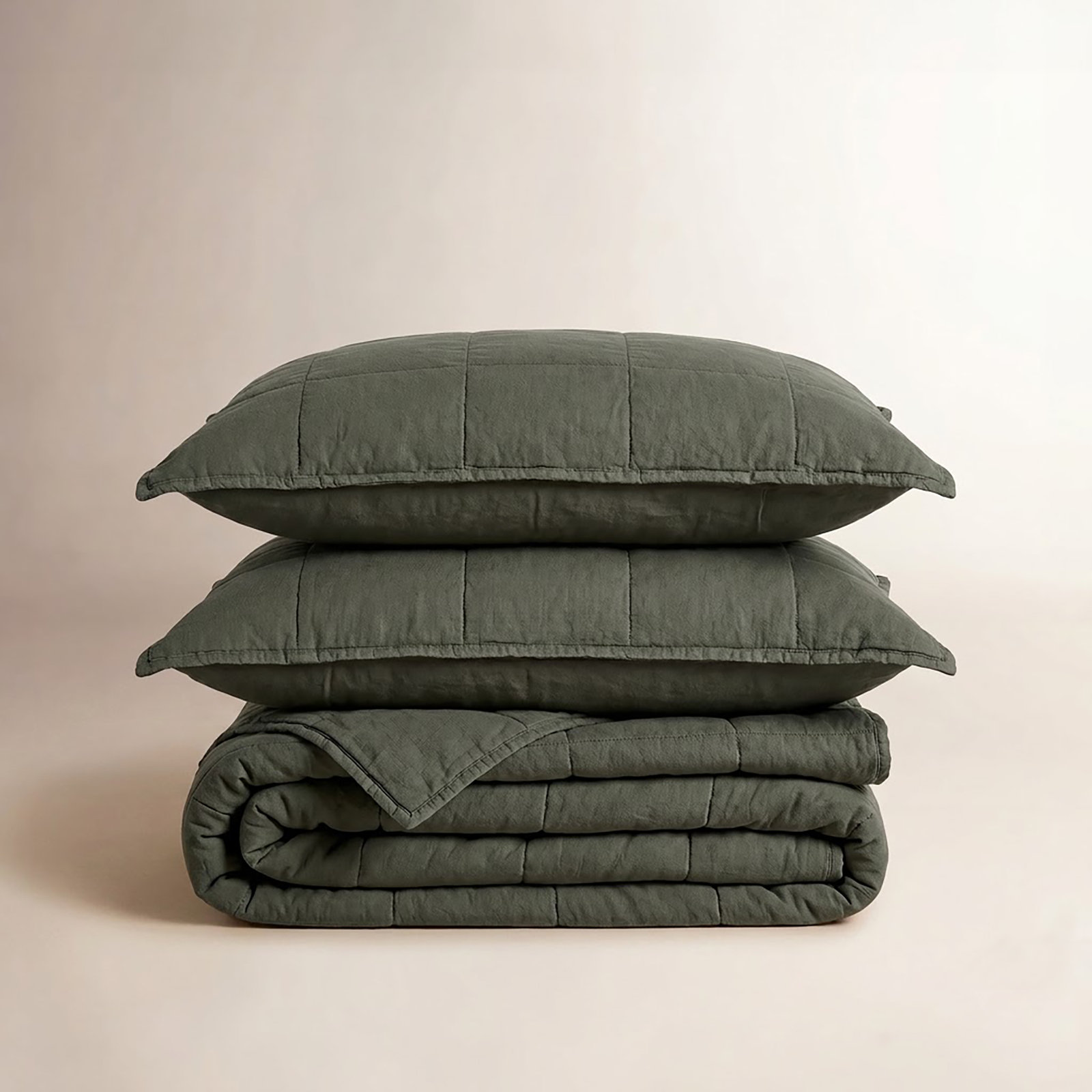 Cotton Canvas Stonewashed Coverlet Set, Duffle Bag, King Coverlet + 2 King Shams