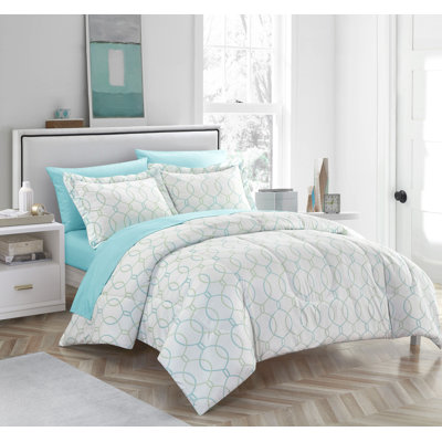 Vermont 7 Piece Geometric Comforter Set