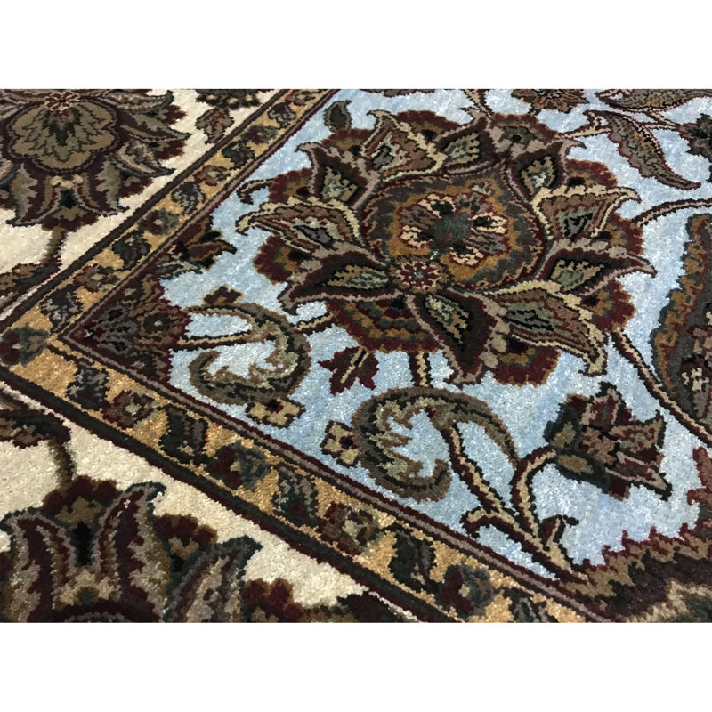 Tapis bleu clair et ivoire noué à la main de haute qualité