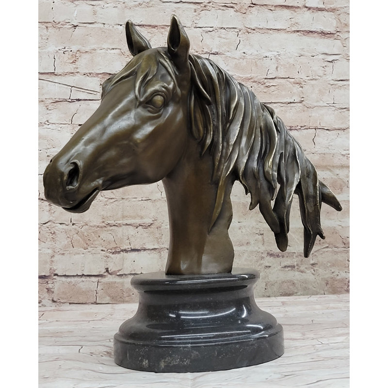 Figurines et sculptures Tenishia