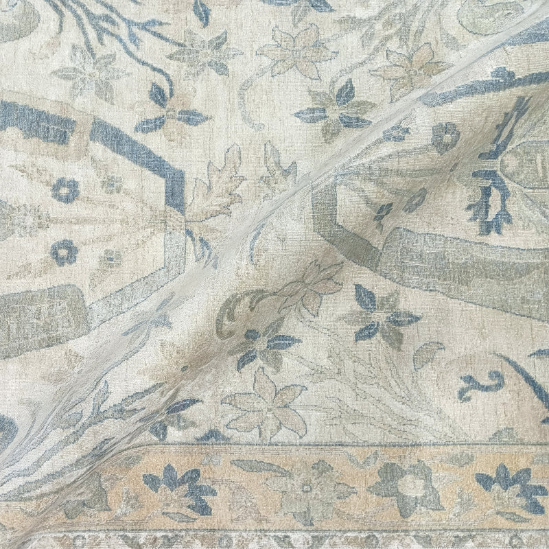 Hand Knotted Wool/Silk Oriental Area Rug in Ivory/Blue/Gray, Cream/Gold, Rectangle 6' x 9'