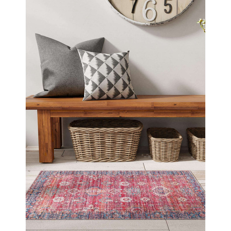 Hedin Geometric Indoor Rug, Rectangle 4'1" x 6'1"