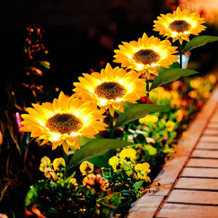 Low Voltage Solar Powered Integrated LED Pathway Light Pack (Set of 4)