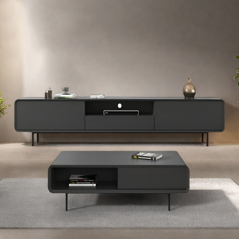 Ferretti, Noir, Noir