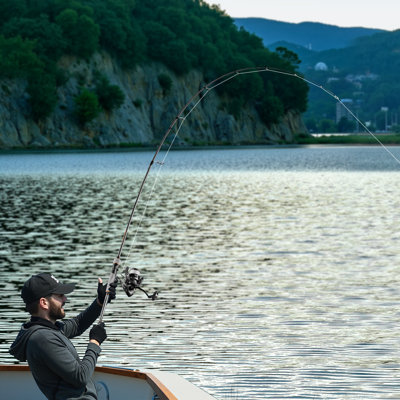 Ensemble de cannes et moulinets de pêche, ensemble de cannes et de moulinets en fibre de carbone IM7, canne à pêche basse avec cannes deux pièces de 7 pi, roulements à billes 7 + 1, poignée en EVA, guides en acier inoxydable avec anneaux en céramique