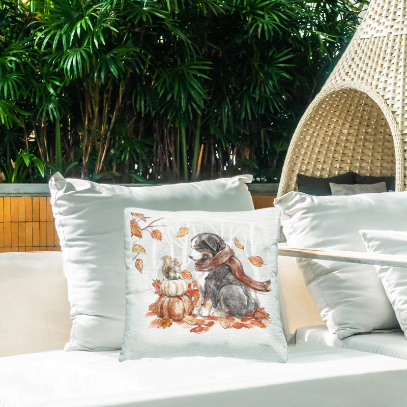 Coussin décoratif d'extérieur imprimé "Dog & Fall Pumpkins" par Mary Urban