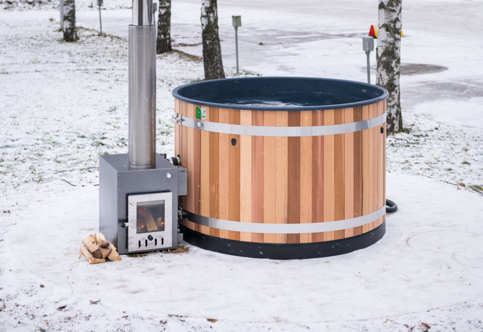 Enjoy a relaxing soak in the Kirami Soak Tub