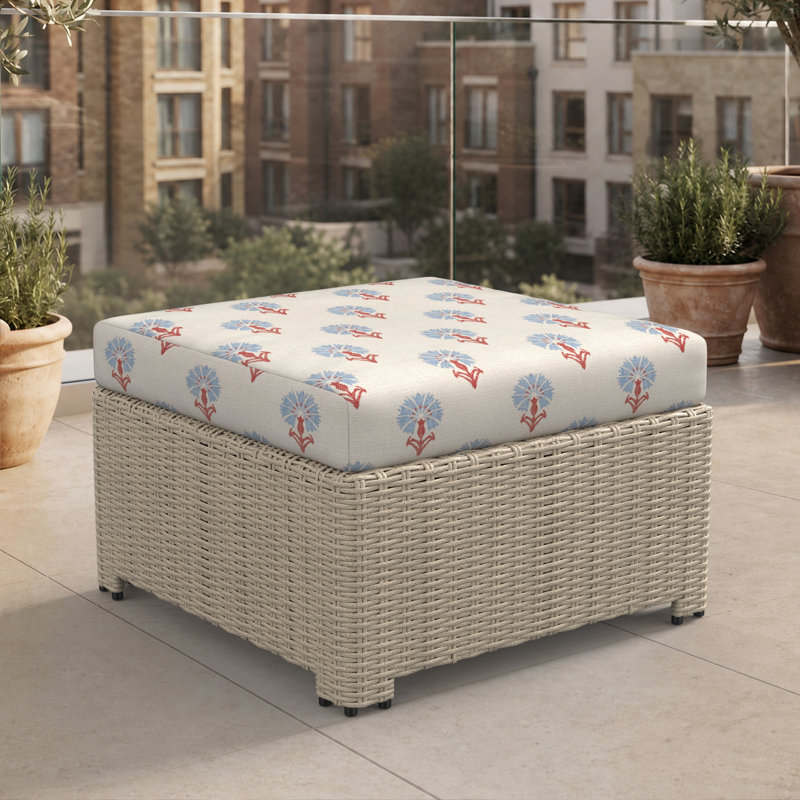 Pouf d'extérieur Henri en résine tressée résistante aux intempéries avec coussin Sunbrella, Sunbrella® toile noire