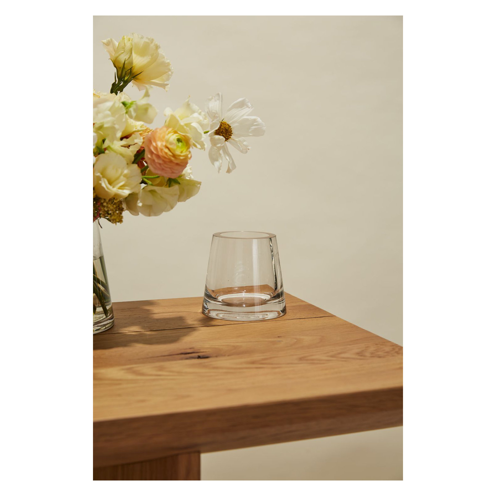 Handmade Glass Table Vase, 4" H x 4.4" W x 4.4" D