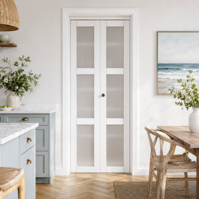 Bifold Doors 32 po x 80 po, 3 portes de placard pliantes en verre trempé givré avec trousse de quincaillerie, portes intérieures pliantes pré-assemblées blanches, installation facile