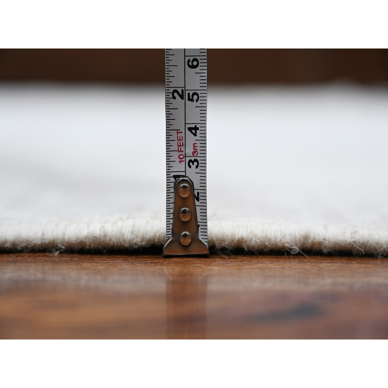 Tapis unique 8 pi x 9 pi 8 po Tawanya