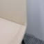 Chaise en polyuréthane avec pieds en métal