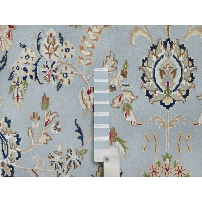Tapis oriental bleu clair en laine et en soie 9 pi 9 po x 14 pi 3 po Nain