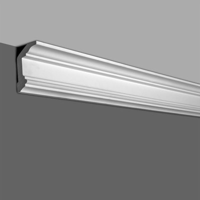 Moulure couronnée H 3 7/8 po x l 94 1/2 po x P 2 1/4 po