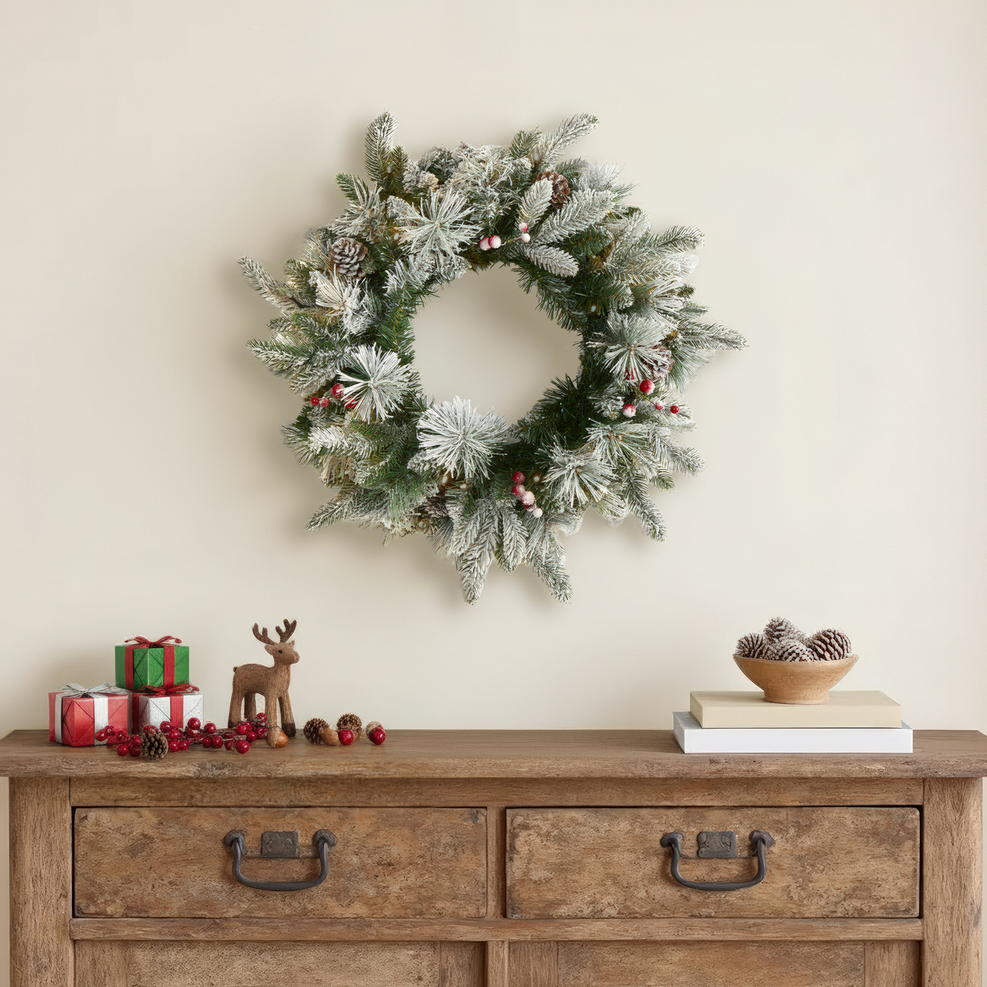 20'' Faux Pine Lighted Wreath