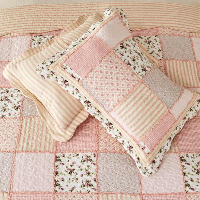 Quilted Patchwork Quilt, Full/Queen Quilt + 2 Standard Shams, Pink