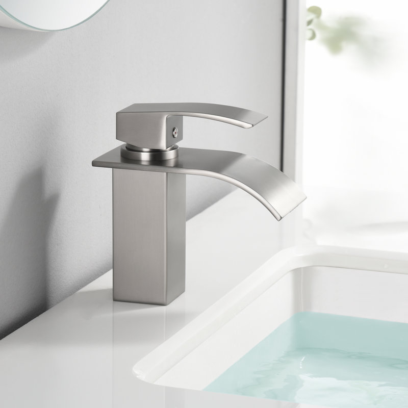 Robinet de lavabo de salle de bain moderne à cascade avec poignée simple Summit, nickel brossé