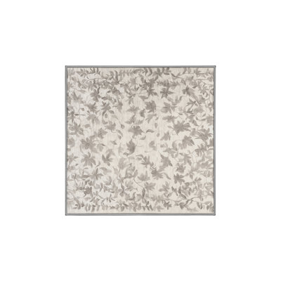 Tapis gris soyeux et moelleux