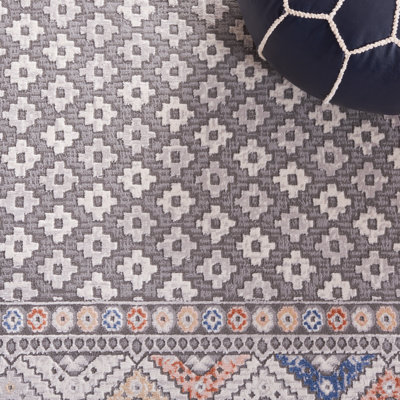 Aros Eternal Performance Geometric Rug
