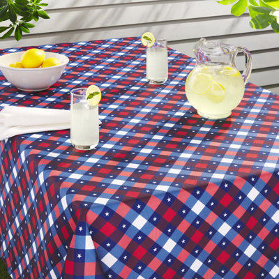 Nappe intérieure / extérieure à motif écossais Town & Country Country, rouge / blanc / bleu, 60 po x 102 po