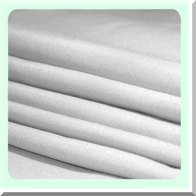 Luxury Linens 4-Piece Bed Sheet Set - Deep Pocket Fitted Sheet, Flat Sheet, Pillow Cases - Light Gray - Soft Microfiber - Wrinkle Resistant - Hypoallergenic - Queen Size