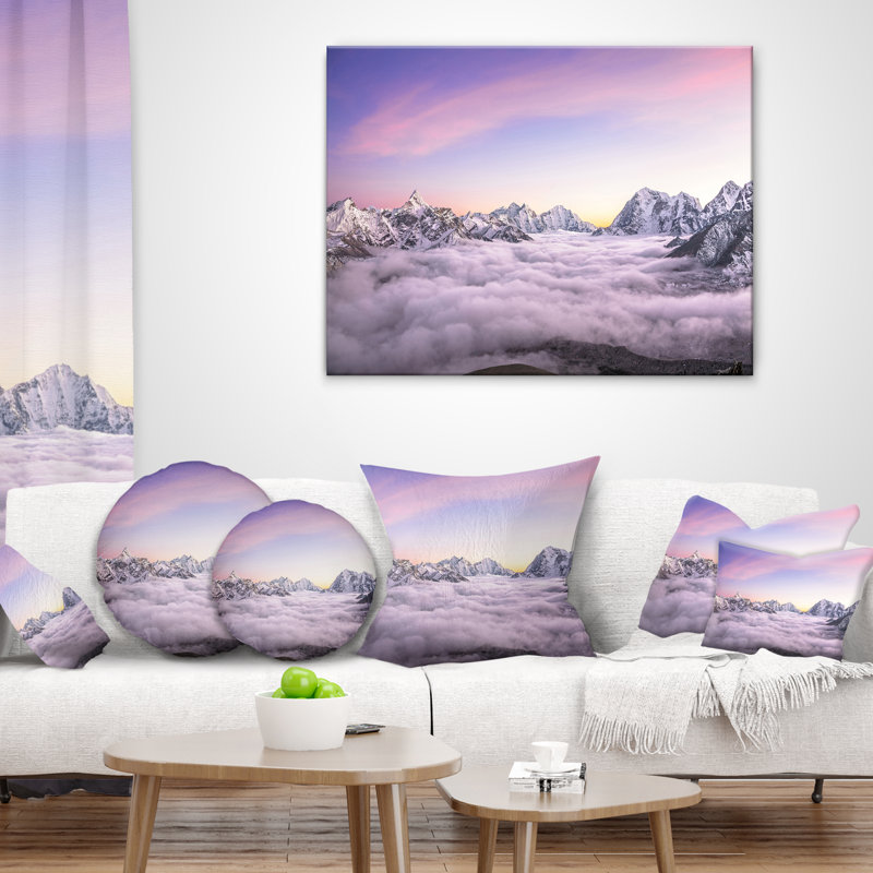 Oreiller Clouds Sunrise Ama Dablam, 16 po x 1 po, Coussin décoratif