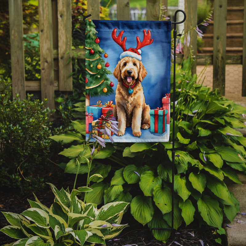 Drapeau de Noël renne de jardin, Goldendoodle