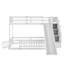 Lit simple superposé au dessus d'un lit double avec glissade, escalier de rangement, lit superposé en bois de pin massif avec garde-corps, blanc-129123606