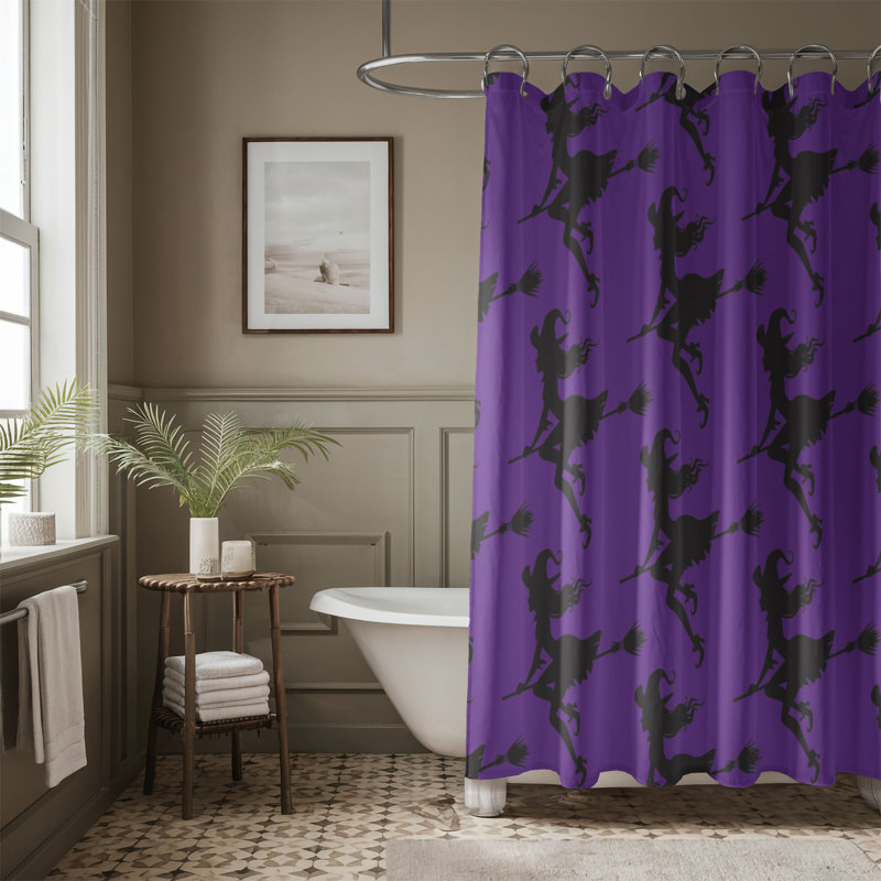 Rideau de douche standard 1 pièce Ghostly Love, H 74 po x l 71 po
