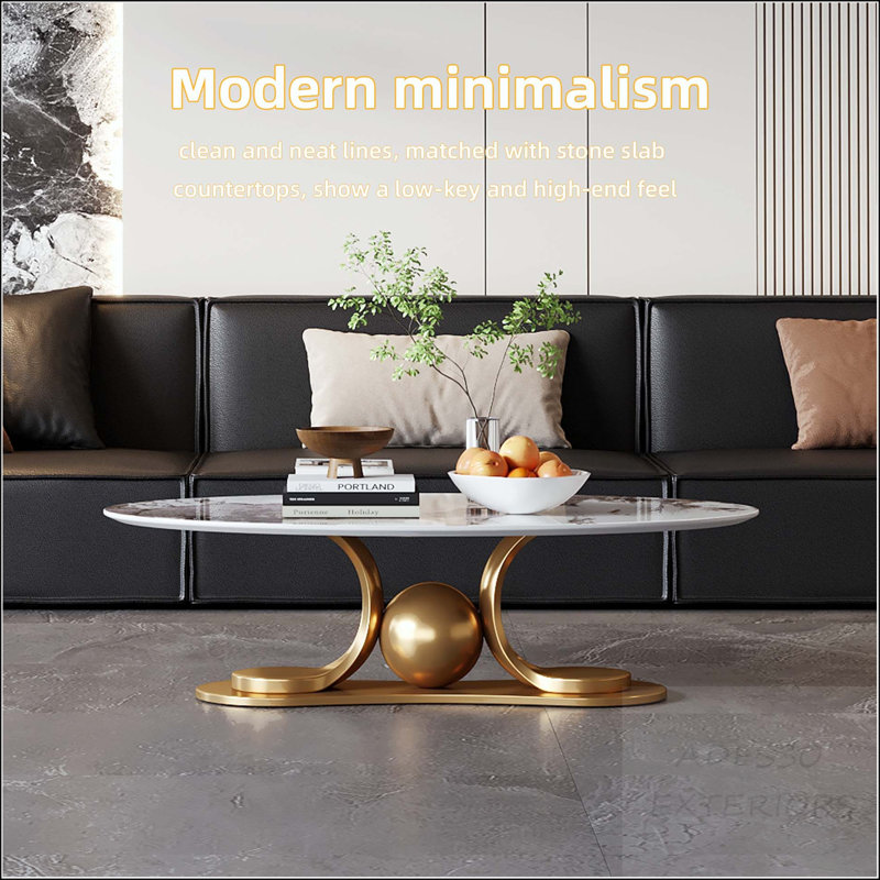 Table basse en métal doré avec plateau en faux marbre et base en acier inoxydable