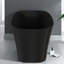Baignoire profonde et bain tourbillon