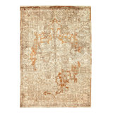 Floral Area Rug in Gray