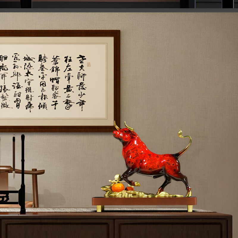 "Sculpture de taureau en laiton Golden Ascension - élégant décor de Feng Shui pour l'abondance"
