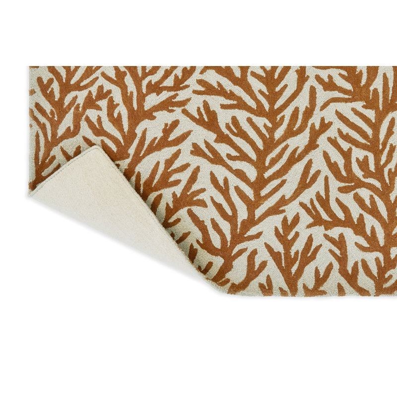 Hand Woven Wool Floral Area Rug, Rectangle 4'7" x 6'7"