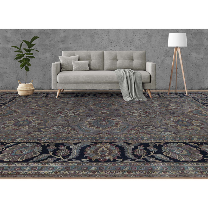 Crown Wool Oriental Area Rug in Ivory/Black