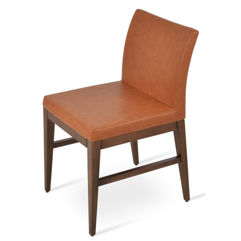 Chaise d'appoint Aria, Similicuir caramel PPM, Noyer