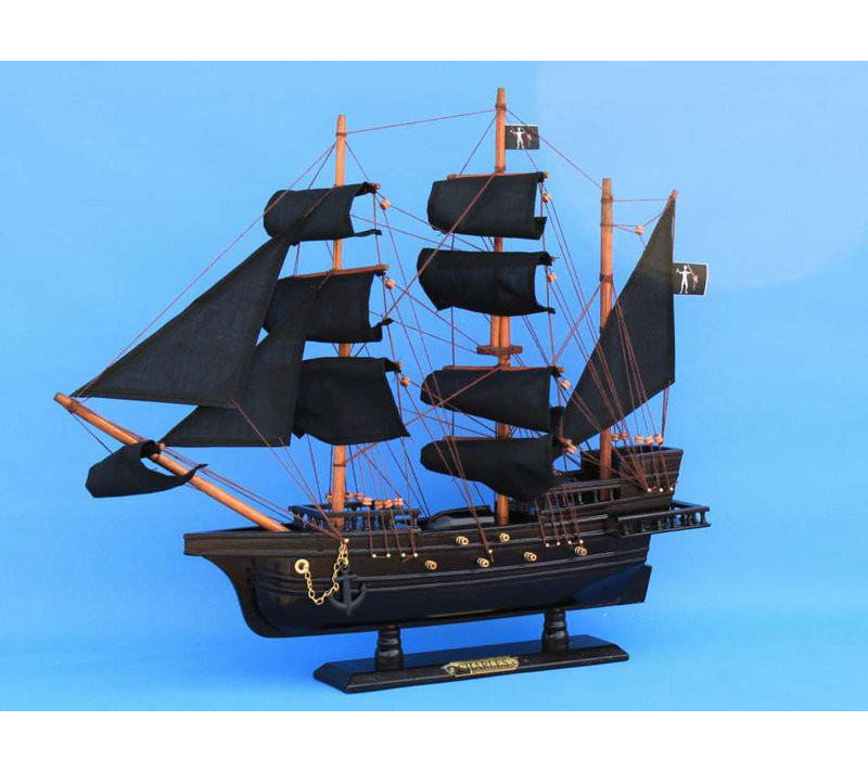 Bateau à modèle de pirate charles Munroe